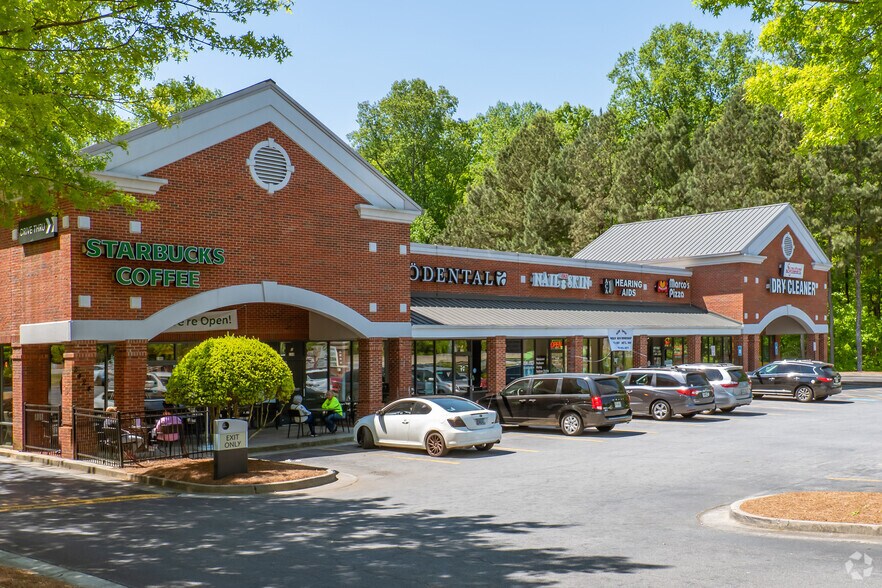 2424 Roswell Rd, Marietta, GA à louer - Photo de l’immeuble – Image 2 sur 7