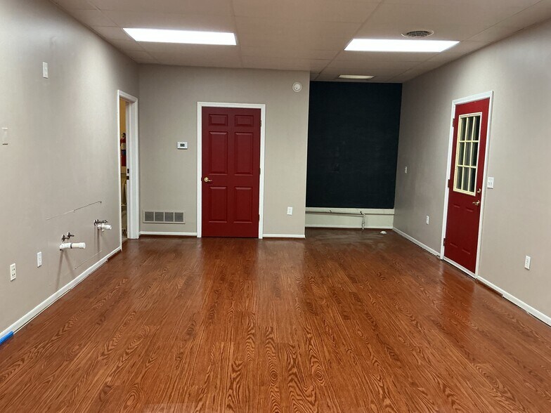 399 Old Germantown Rd, Germantown Hills, IL à louer - Photo de l’immeuble – Image 2 sur 5
