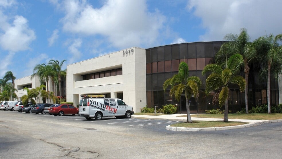 3020 High Ridge Rd, Boynton Beach, FL à louer - Photo principale – Image 1 sur 20