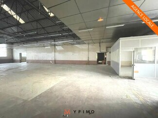 Plus de détails pour Local d'activités à louer