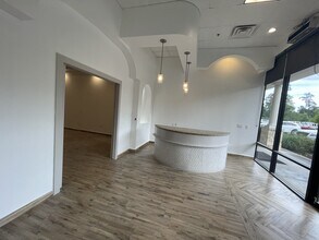 9950 Woodlands Pky, The Woodlands, TX à louer Photo intérieure– Image 1 sur 5