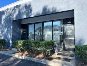 630 Nordahl Rd, San Marcos, CA à louer Photo intérieure– Image 2 sur 3