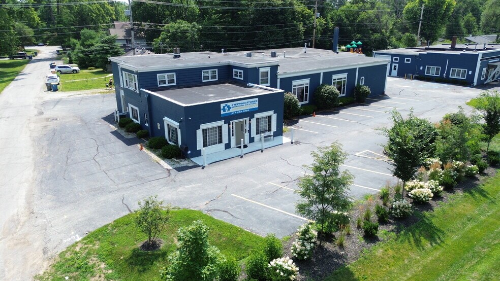 7425 Westfield Blvd, Indianapolis, IN à vendre - Photo de l’immeuble – Image 2 sur 4