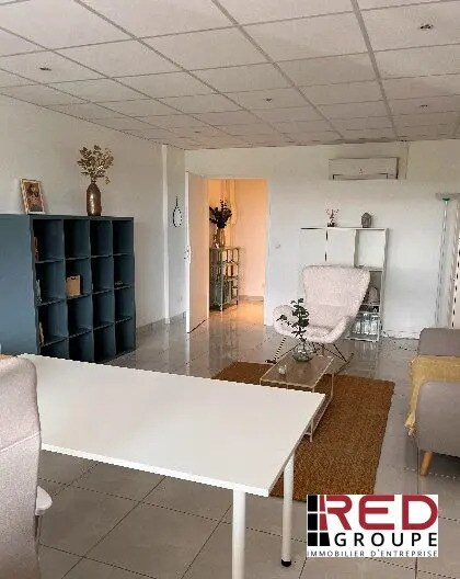 Bureau dans Éguilles à louer - Photo de l’immeuble – Image 2 sur 4