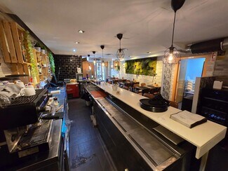 Plus de détails pour Local commercial à louer