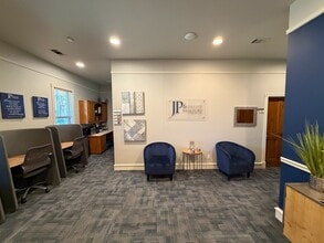 411 W Main St, Round Rock, TX à louer Photo intérieure– Image 2 sur 9