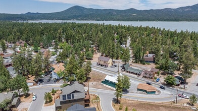 40277 Big Bear Blvd, Big Bear Lake, CA - Vue aérienne  vue de carte - Image1