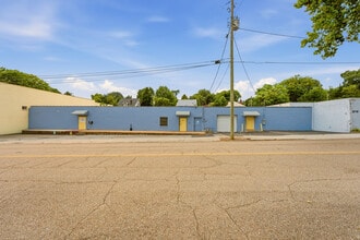 303-311 E Anderson Ave, Knoxville, TN à louer Photo intérieure– Image 2 sur 18
