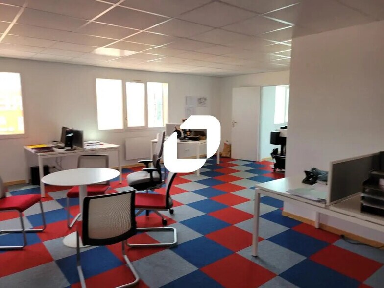 Bureau dans Villeneuve-en-Retz à vendre - Photo de l’immeuble – Image 3 sur 3