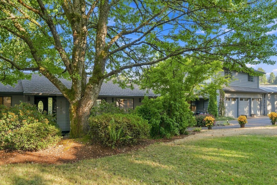 21360 SW Hillsboro Hwy, Newberg, OR à vendre - Photo de l’immeuble – Image 3 sur 48