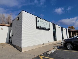 Plus de détails pour 313 N State St, Orem, UT - Local commercial à vendre