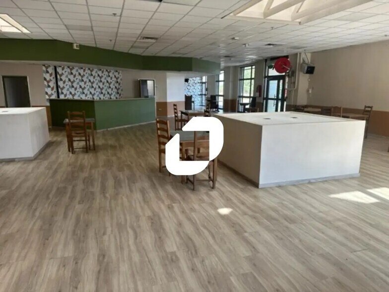 50 Avenue De Verdun, Hirson à vendre - Photo de l’immeuble – Image 3 sur 11