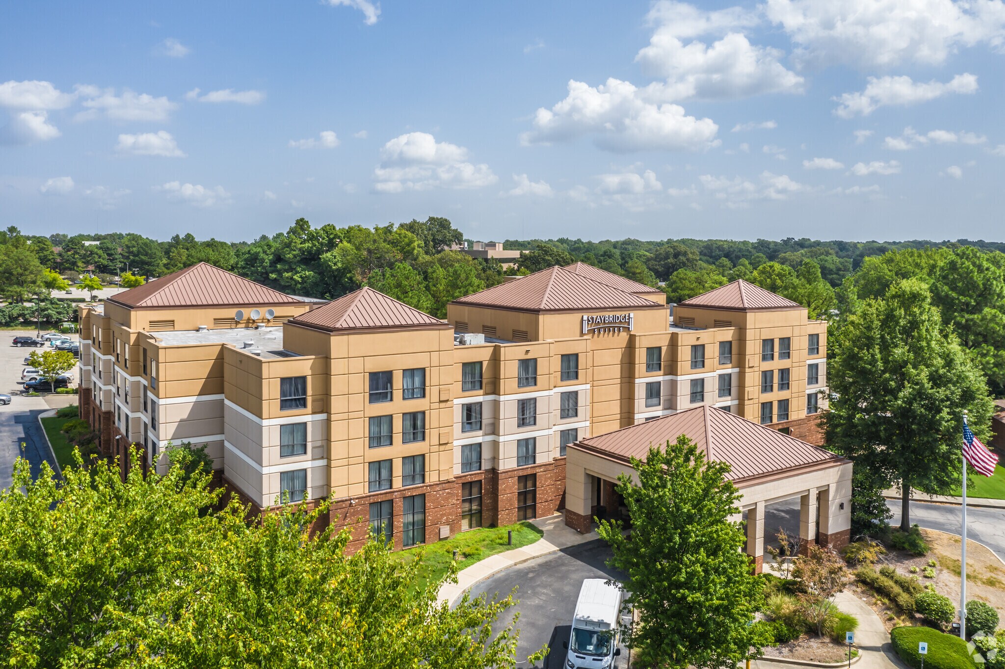 1070 Ridge Lake Blvd, Memphis, TN à vendre Photo principale– Image 1 sur 7