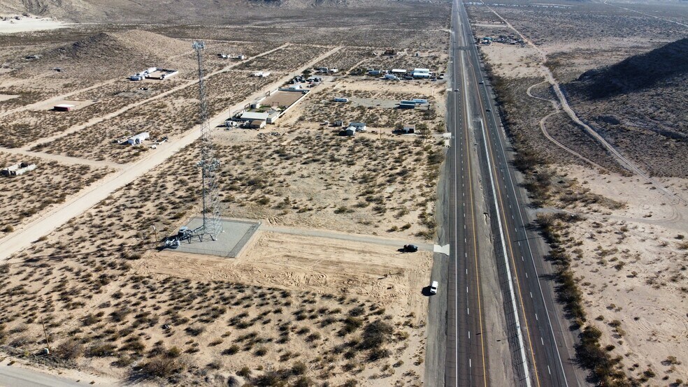 16365 Montana ave, El Paso, TX à louer - Photo de l’immeuble – Image 3 sur 4