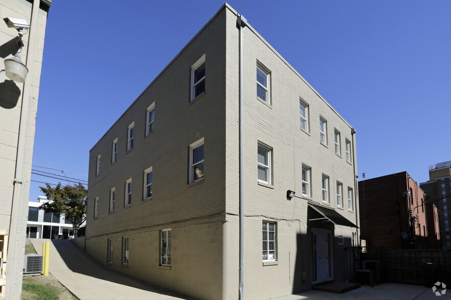 723 W Johnson St, Raleigh, NC à louer - Photo de l’immeuble – Image 2 sur 6