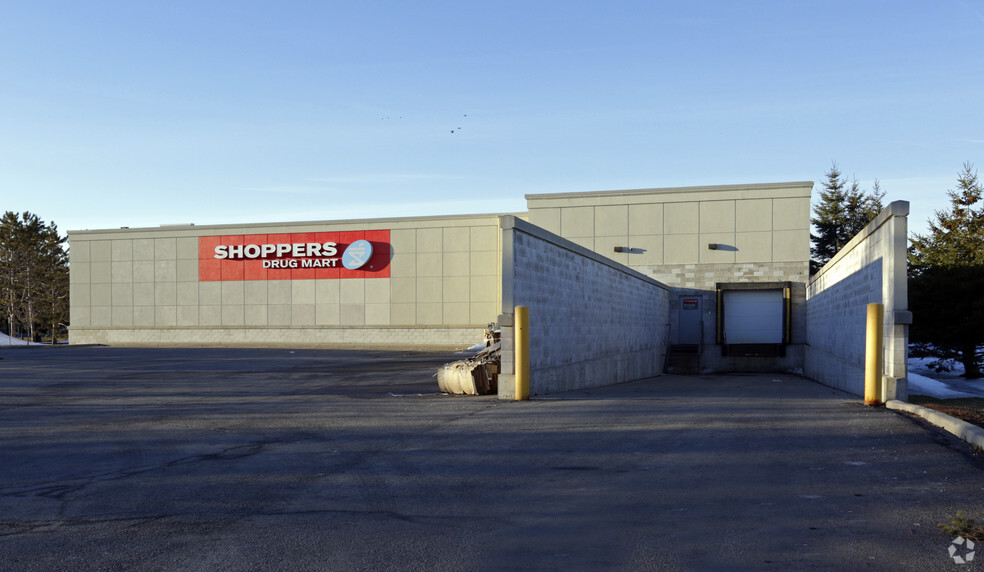 703 Notre Dame St, Embrun, ON à vendre - Photo de l’immeuble – Image 2 sur 4