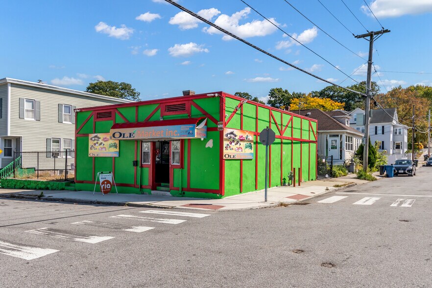 50 Inman St, Lawrence, MA à vendre - Photo de l’immeuble – Image 2 sur 7