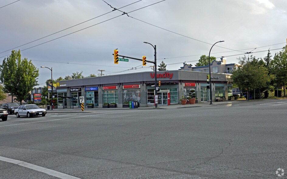8615-8631 Granville St, Vancouver, BC à louer - Photo principale – Image 1 sur 9