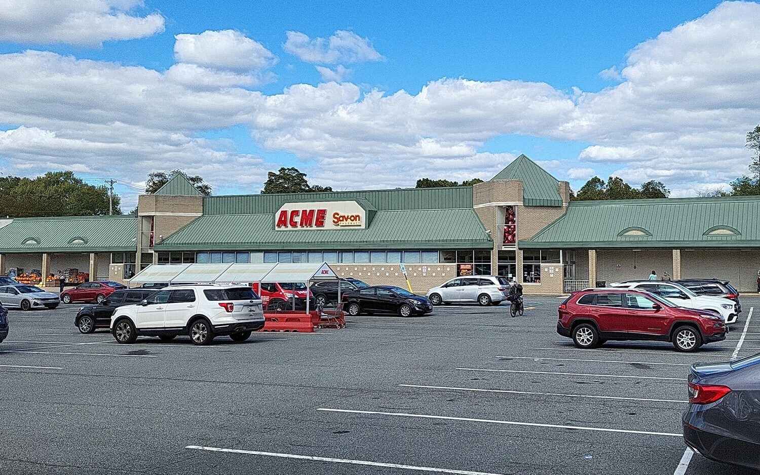 101-135 Big Elk Mall, Elkton, MD à louer Photo principale– Image 1 sur 7
