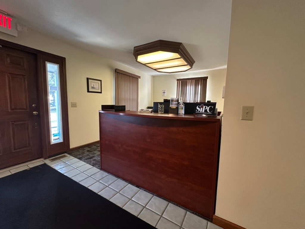 800 E Franklin St, Dayton, OH 45459 - Lot 800 - - Photo intérieure - Image 1 of 11