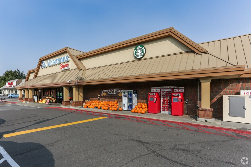 5415 SW Beaverton Hillsdale Hwy, Portland, OR à louer - Photo de l’immeuble – Image 2 sur 3