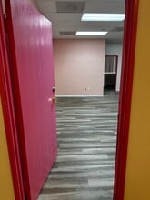 18300 Gridley Rd, Artesia, CA à louer Photo intérieure– Image 1 sur 8