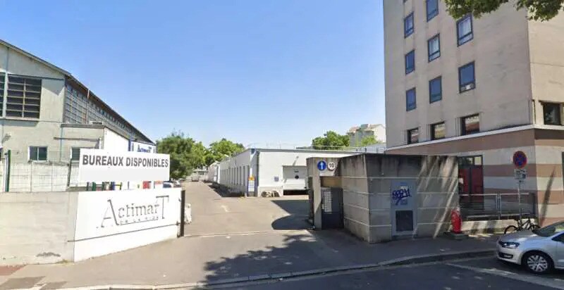 Bureau dans Villeurbanne à louer - Photo de l’immeuble – Image 2 sur 8