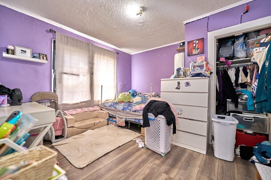 3262 Monette Pl, Los Angeles, CA à vendre - Photo de l’immeuble – Image 3 sur 28