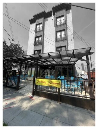 Plus de détails pour 5420 3rd St NW, Washington, DC - Logement à vendre