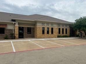 3492 Long Prairie Rd, Flower Mound, TX à louer Photo de l’immeuble– Image 1 sur 5