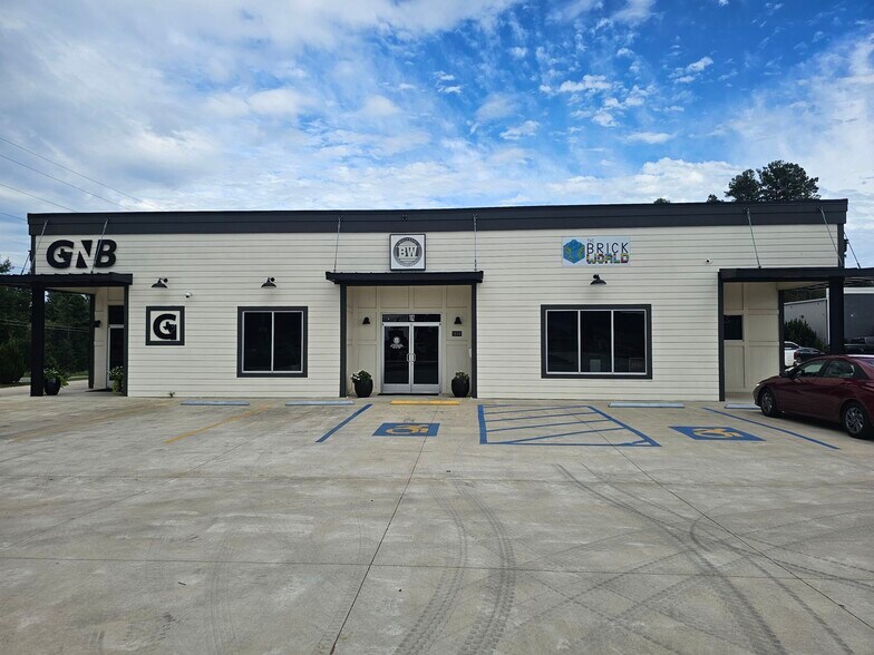 5848 Judson Rd, Longview, TX à louer - Photo de l’immeuble – Image 3 sur 17