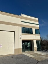 7410 Coca Cola Dr, Hanover, MD à louer Photo de l’immeuble– Image 1 sur 13