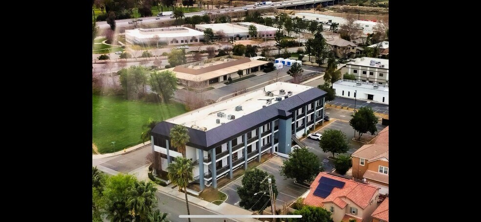 4505 Allstate Dr, Riverside, CA à vendre - Photo de l’immeuble – Image 3 sur 32