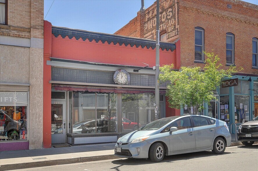 225 F St, Salida, CO à vendre - Photo de l’immeuble – Image 2 sur 12
