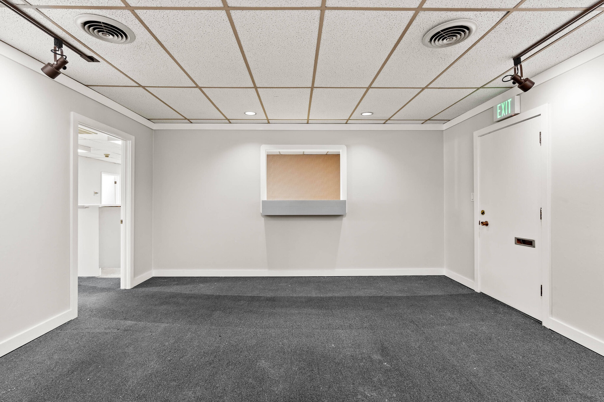 5890-6085 Snell Blvd, San Jose, CA à louer Photo intérieure– Image 1 sur 4