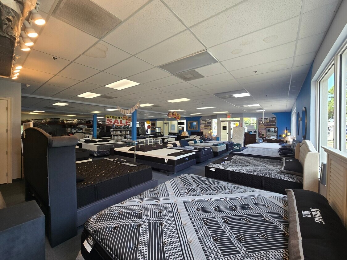 100 N State Road 7, Margate, FL 33063 - Lot 100-102 -  - Photo intérieure - Image 1 of 8