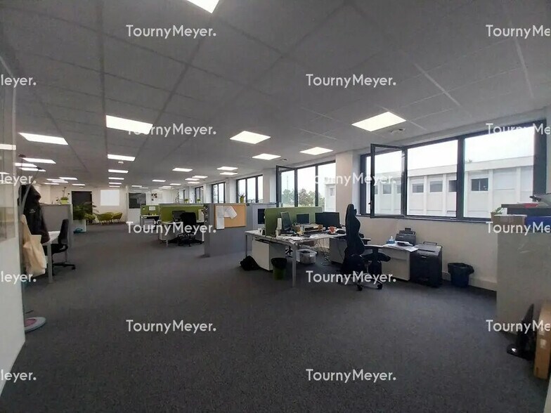 Bureau dans Labège à louer - Photo de l’immeuble – Image 2 sur 17