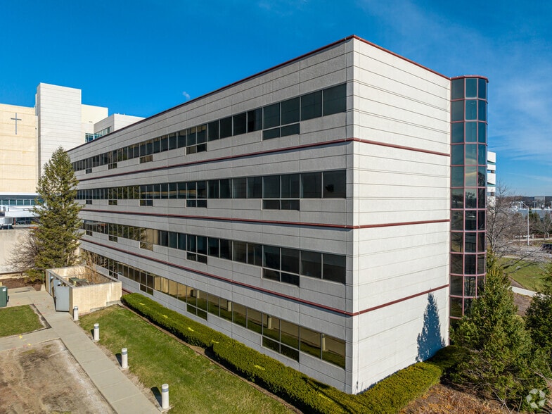 4400 W 95th St, Oak Lawn, IL à louer - Photo de l’immeuble – Image 3 sur 8