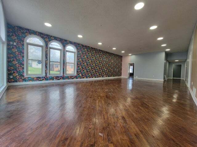 3364 Main St, Stamping Ground, KY à vendre - Photo de l’immeuble – Image 2 sur 4