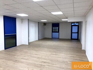 Plus de détails pour 16 Rue Du Cassé, Saint-Jean - Bureau à louer