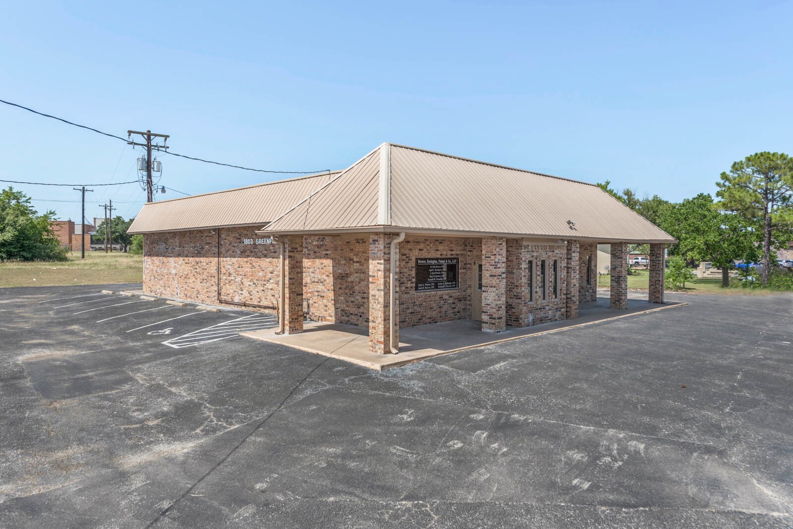 1803 Greenfield Plz, Bryan, TX à vendre Photo principale– Image 1 sur 12