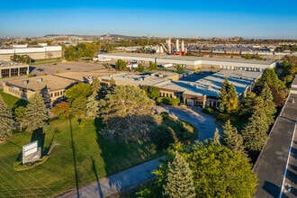 6320-6380 Ch de la Côte-de-Liesse, Montréal, QC - VUE AÉRIENNE vue de carte