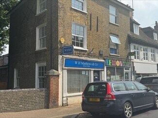 Plus de détails pour 31 Church St, Staines - Bureau/Local commercial à louer