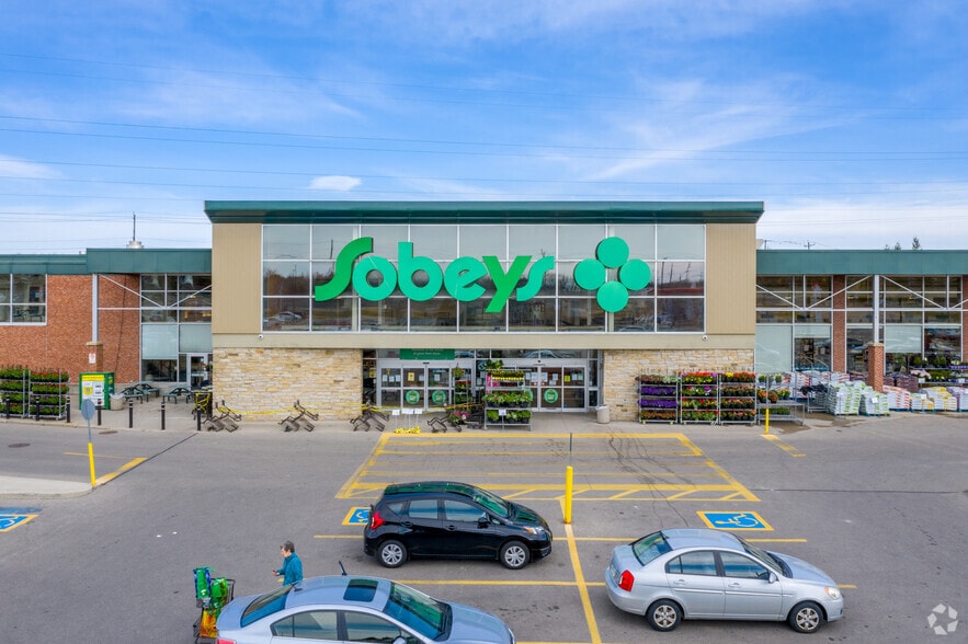 450 Columbia St W, Waterloo, ON à louer - Photo principale – Image 1 sur 9