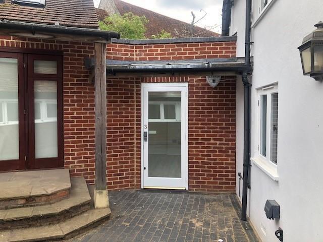 High St, Ripley à louer - Photo de l’immeuble – Image 2 sur 6