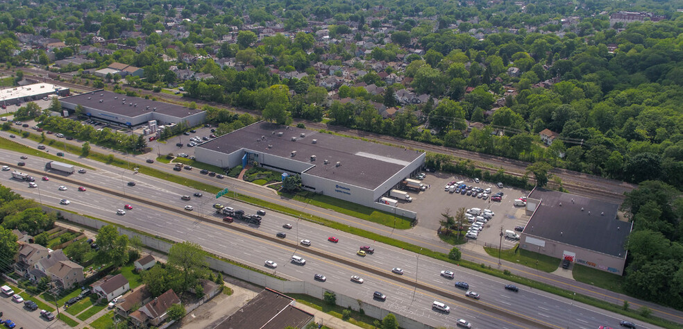Silver Drive Business Park portefeuille de 3 biens à vendre sur LoopNet.fr - Aérien – Image 2 sur 6