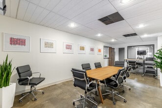 515 N Holtzclaw Ave, Chattanooga, TN à louer Photo intérieure– Image 2 sur 11