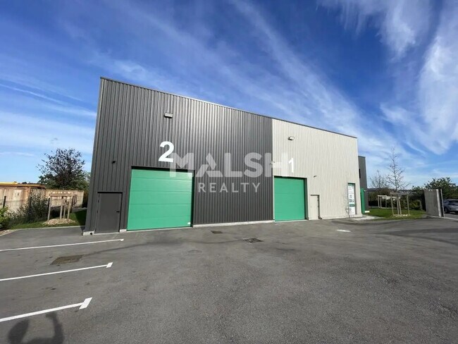 Plus de détails pour Bureau, Local d'activités à louer