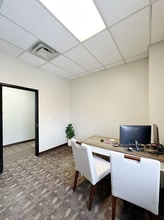 323 Columbia St, Lafayette, IN à louer Photo intérieure– Image 2 sur 4