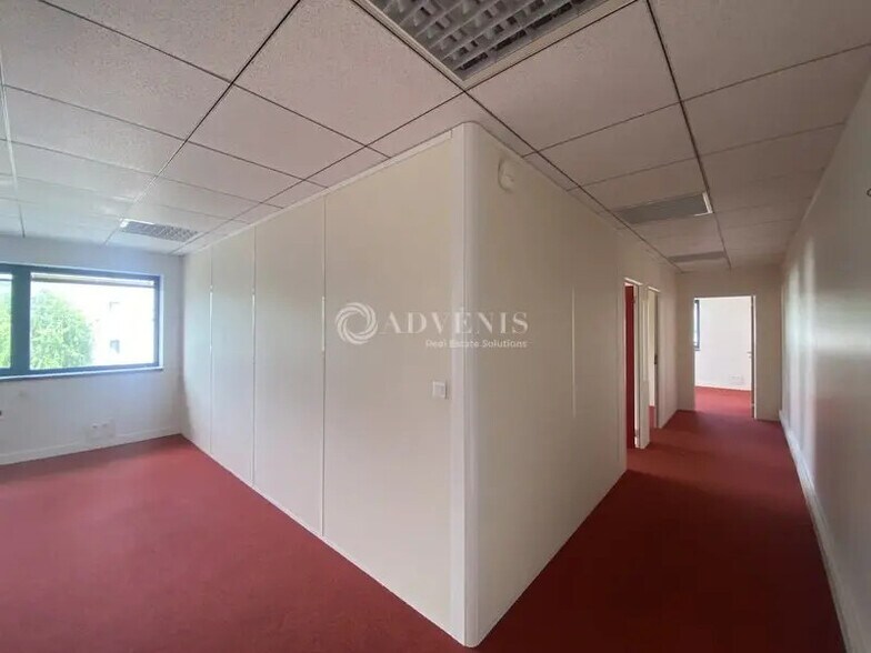 Bureau dans Palaiseau à louer - Photo de l’immeuble – Image 3 sur 5
